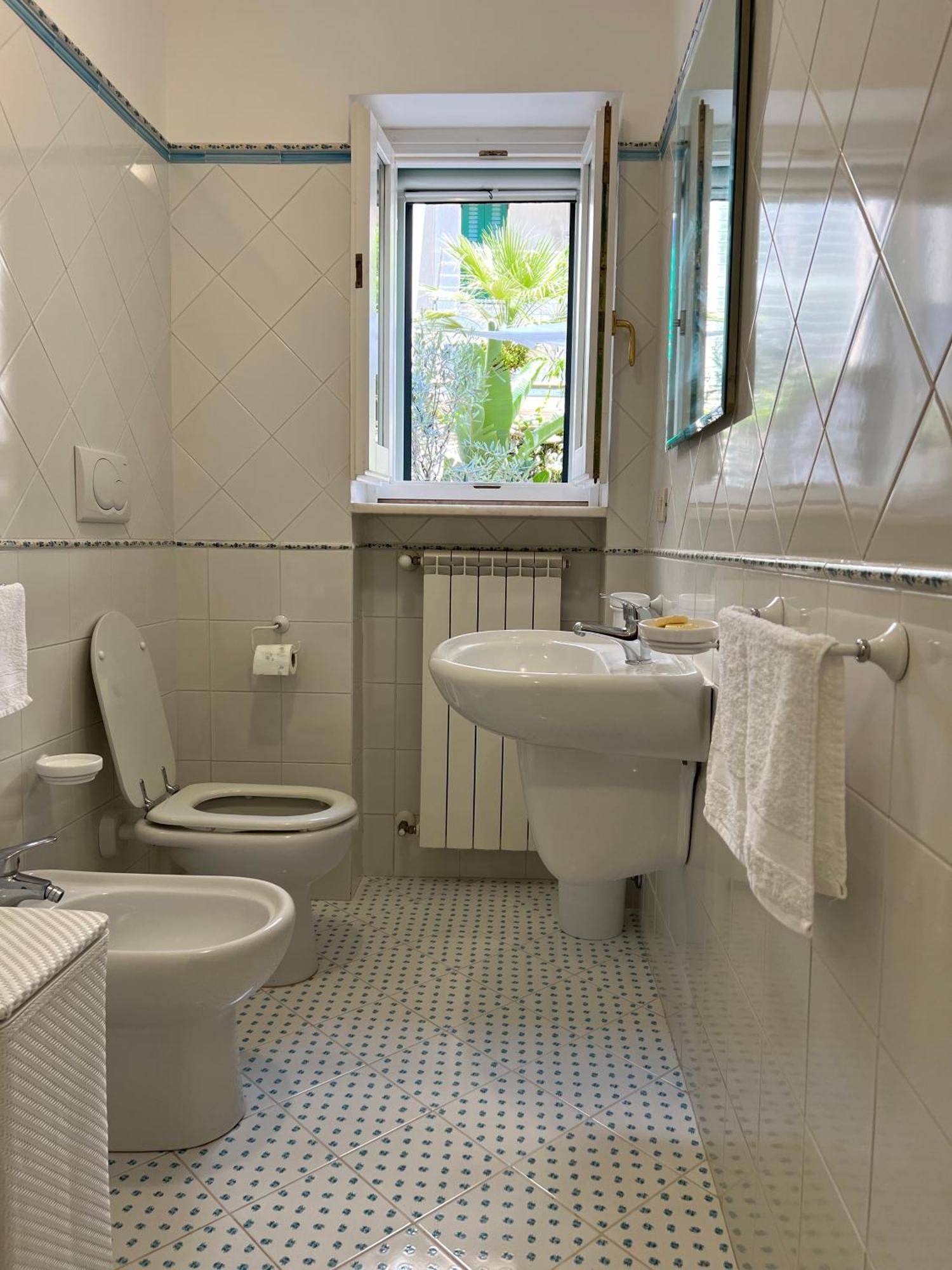 Cortilet Apartment *